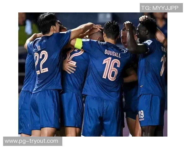 中超历史冷门波尔图逆袭多特蒙德6比2神扑瞬间引发全场狂欢