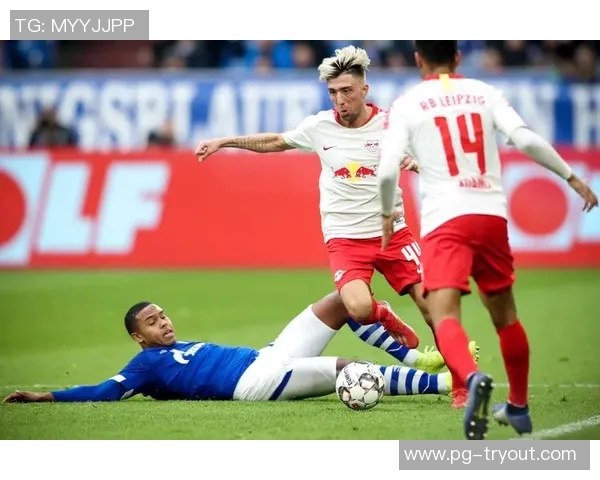 德甲激战莱比锡狂胜多特蒙德红牌事件引发全场热议与争议