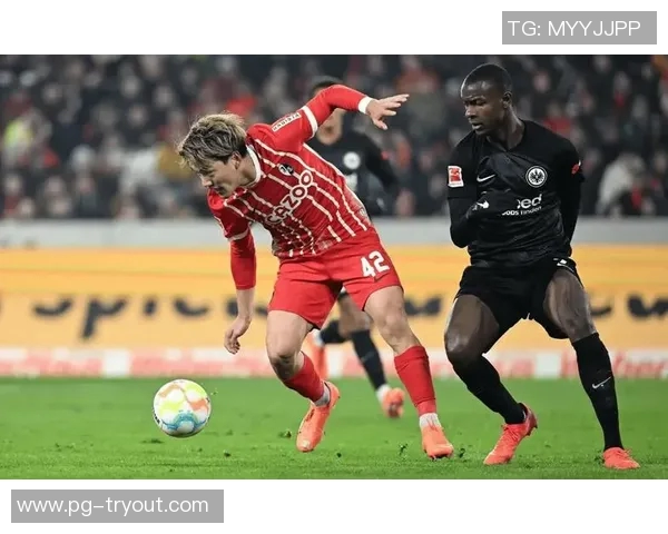 欧联杯激战莱比锡绝杀多特蒙德全场沸腾精彩瞬间回顾 欧联杯激战莱比锡绝杀多特蒙德全场沸腾精彩瞬间回顾