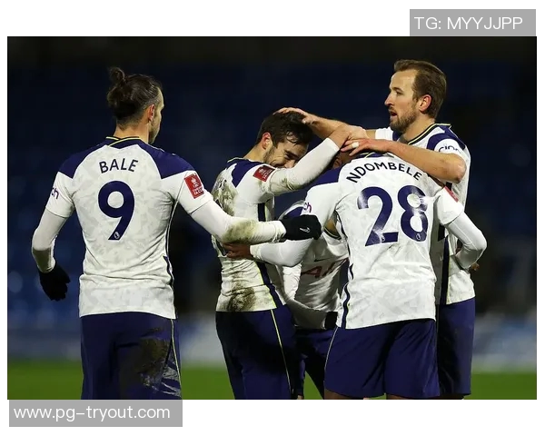 足总杯波尔图与热刺战平精彩瞬间回顾与战术分析 足总杯波尔图与热刺战平精彩瞬间回顾与战术分析