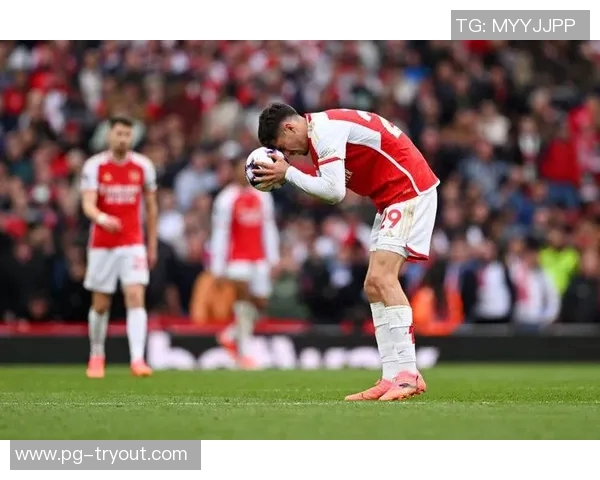 英超激战AC米兰逆转曼城点球大战引爆全场激情时刻回顾