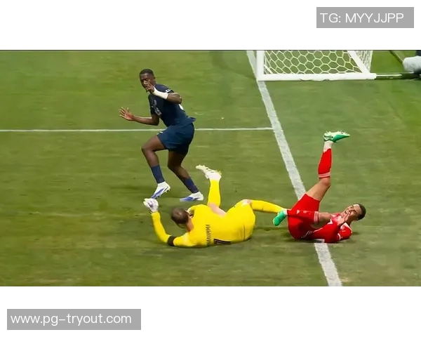 足总杯激情对决巴黎圣日耳曼险胜那不勒斯乌龙球成关键时刻 足总杯激情对决巴黎圣日耳曼险胜那不勒斯乌龙球成关键时刻